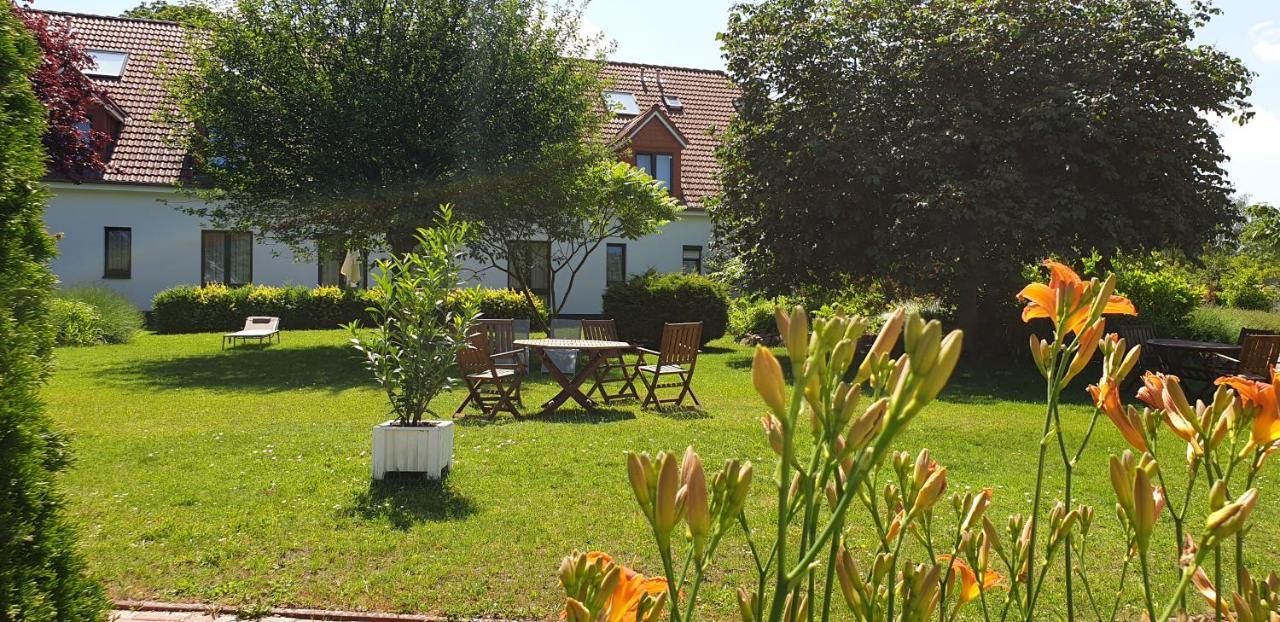 Ferienbungalow Haus Am Teich Boltenhagen  Extérieur photo
